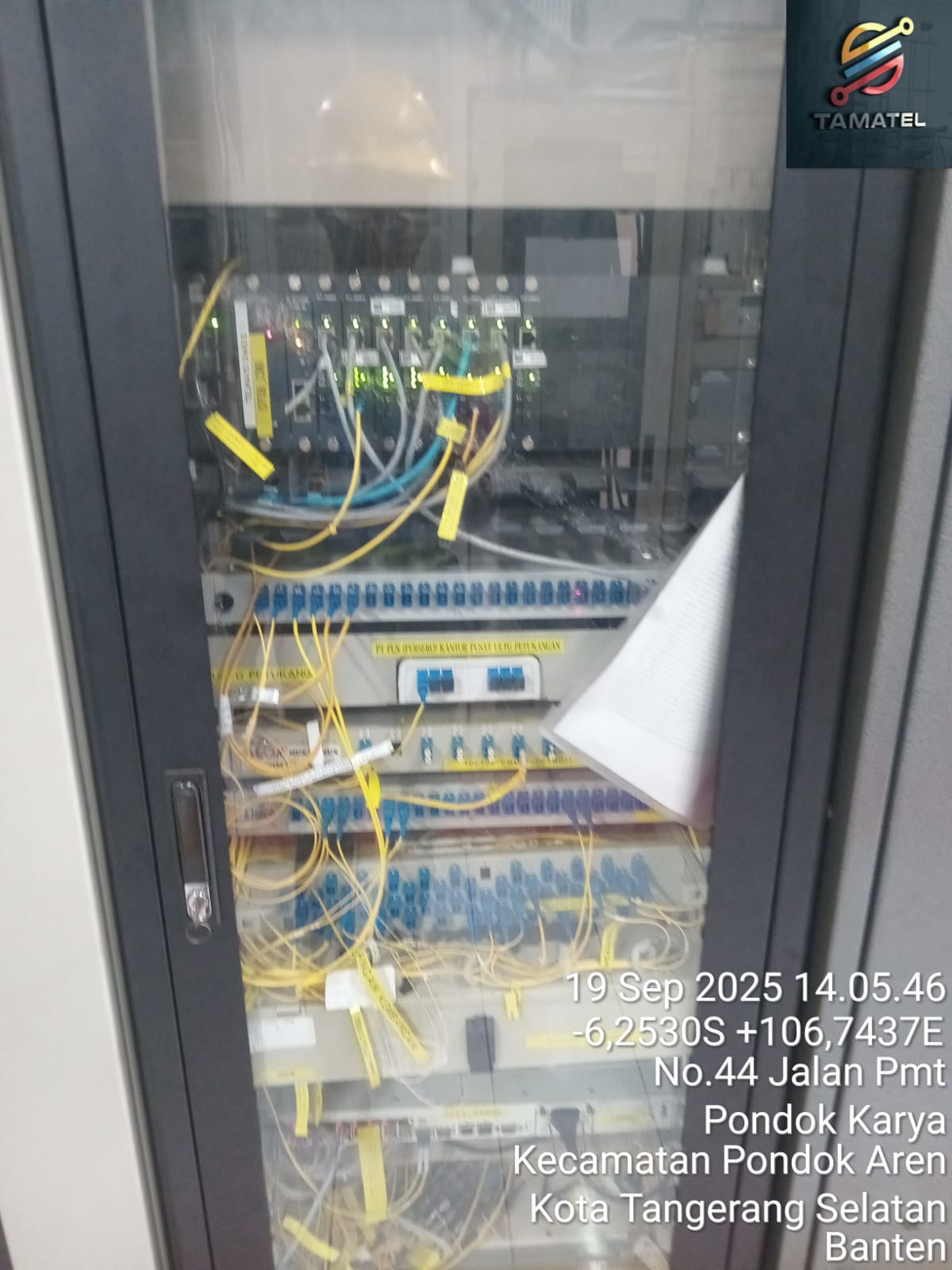 Relokasi & Rack Server Data Center