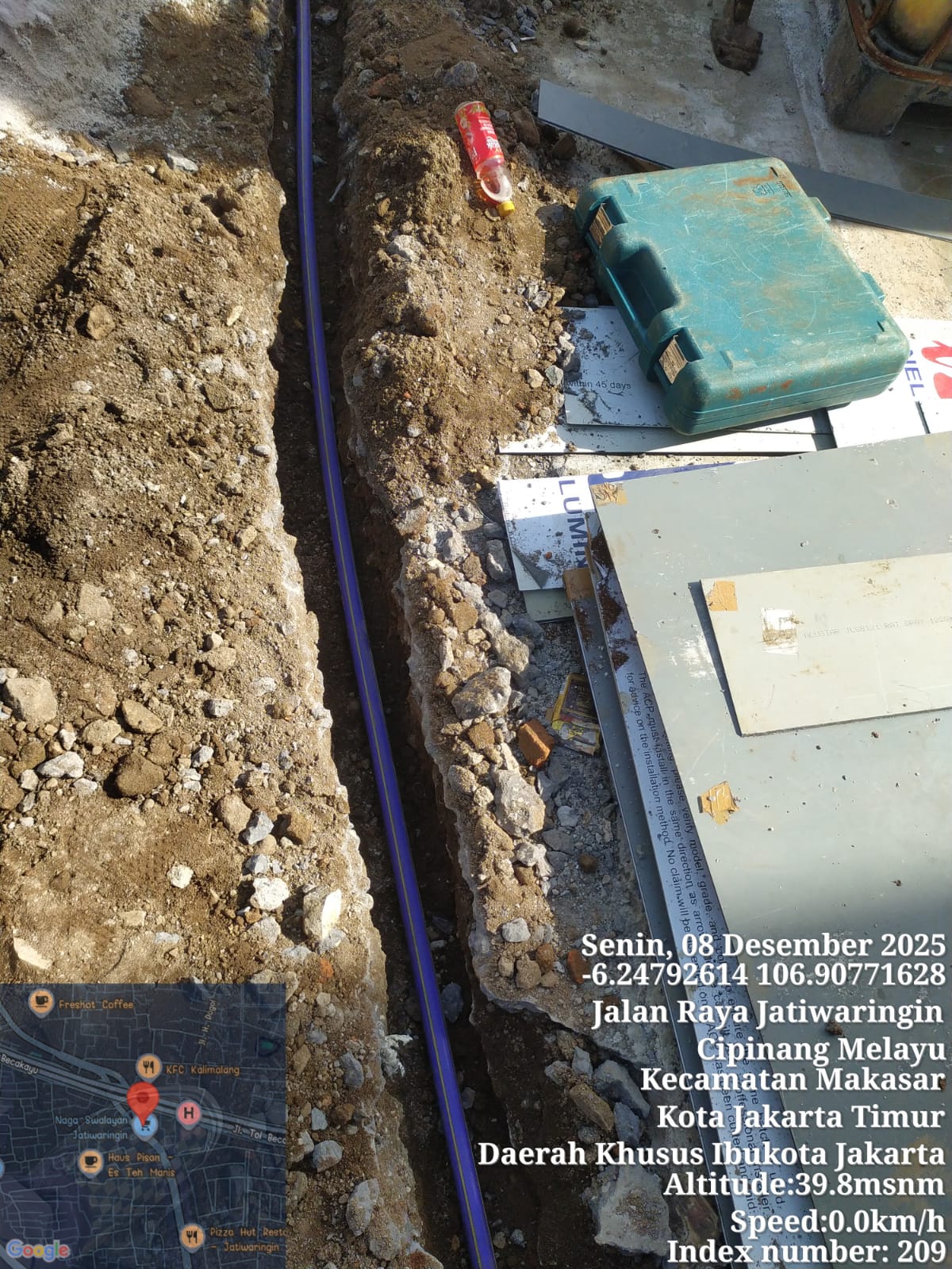 Pekerjaan Trenching Dan HDD Fiber Optic